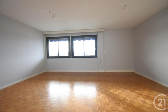 Appartement F3 &agrave; louer - 3 pi&egrave;ces - 77,40 m2 - Vichy - 03 - AUVERGNE