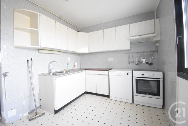 Appartement F3 &agrave; louer - 3 pi&egrave;ces - 77,40 m2 - Vichy - 03 - AUVERGNE