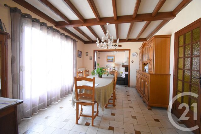 Maison &agrave; vendre - 4 pi&egrave;ces - 151 m2 - Creuzier Le Vieux - 03 - AUVERGNE
