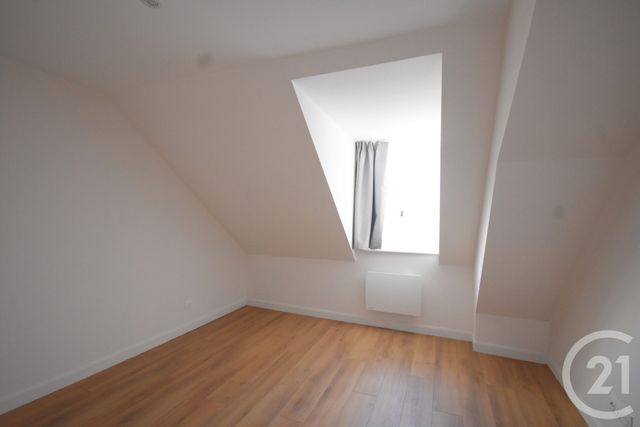 Appartement F3 &agrave; louer - 3 pi&egrave;ces - 90 m2 - Vichy - 03 - AUVERGNE