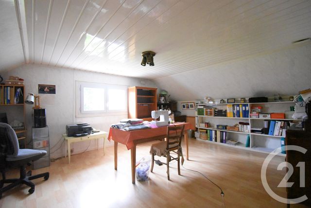 Maison à vendre - 6 pièces - 185 m2 - Creuzier Le Vieux - 03 - AUVERGNE