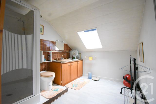 Maison à vendre - 6 pièces - 185 m2 - Creuzier Le Vieux - 03 - AUVERGNE