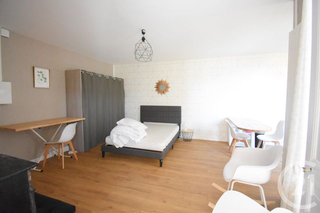 Appartement F1 &agrave; louer - 1 pi&egrave;ce - 27,12 m2 - Vichy - 03 - AUVERGNE