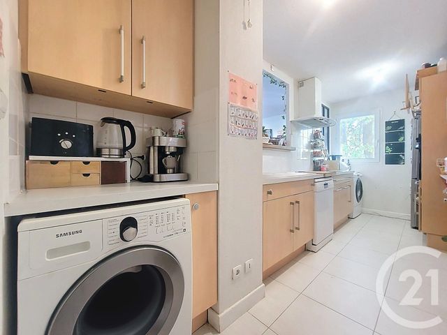 Appartement F4 &agrave; vendre - 4 pi&egrave;ces - 81,18 m2 - Draguignan - 83 - PROVENCE-ALPES-COTE-D-AZUR