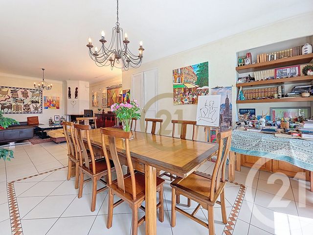 Appartement F4 à vendre - 4 pièces - 159,51 m2 - Draguignan - 83 - PROVENCE-ALPES-COTE-D-AZUR