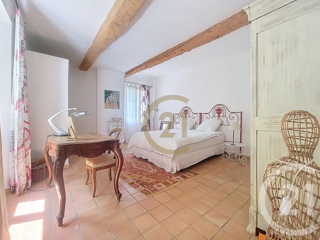 Maison à vendre - 7 pièces - 229,44 m2 - Draguignan - 83 - PROVENCE-ALPES-COTE-D-AZUR