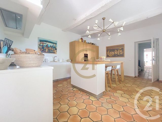 Maison à vendre - 7 pièces - 229,44 m2 - Draguignan - 83 - PROVENCE-ALPES-COTE-D-AZUR