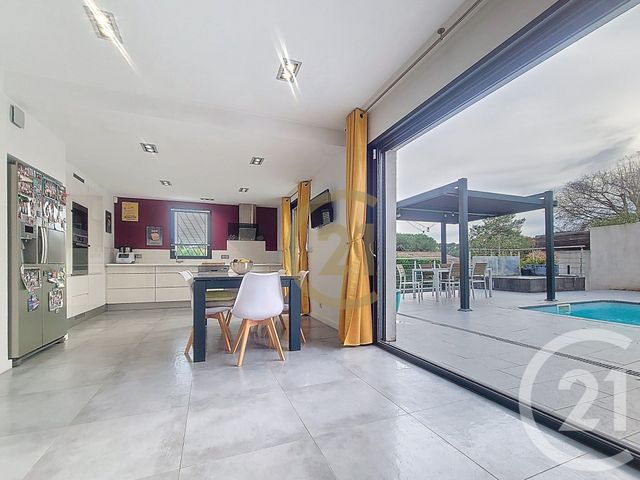 Maison à vendre - 4 pièces - 200 m2 - Draguignan - 83 - PROVENCE-ALPES-COTE-D-AZUR