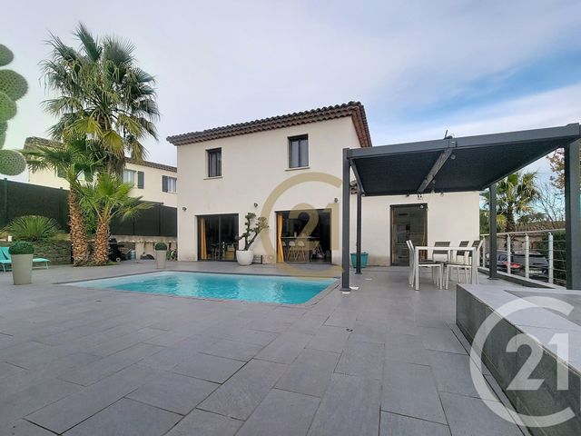 Maison à vendre - 4 pièces - 200 m2 - Draguignan - 83 - PROVENCE-ALPES-COTE-D-AZUR