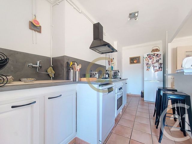 Appartement F3 à vendre - 3 pièces - 76 m2 - Draguignan - 83 - PROVENCE-ALPES-COTE-D-AZUR