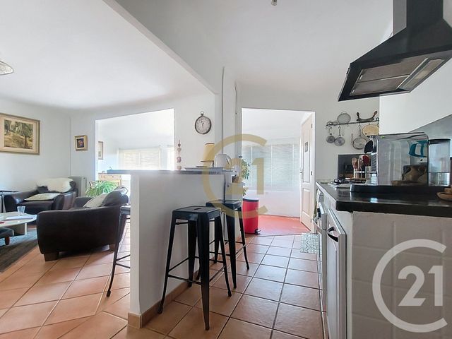 Appartement F3 à vendre - 3 pièces - 76 m2 - Draguignan - 83 - PROVENCE-ALPES-COTE-D-AZUR