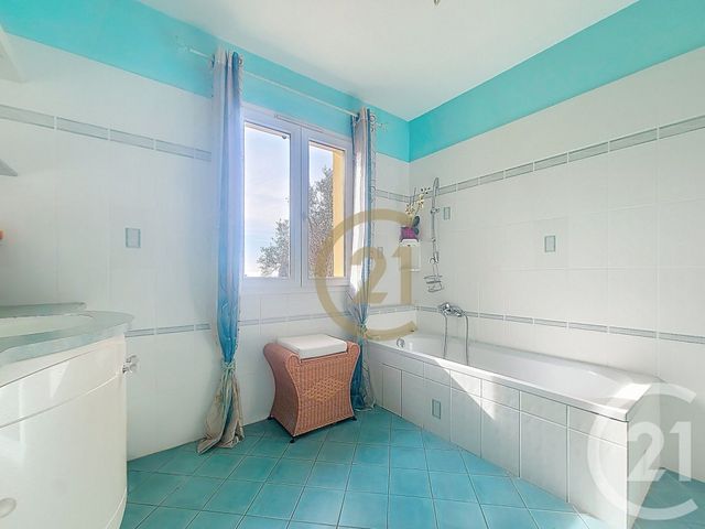 Maison &agrave; vendre - 5 pi&egrave;ces - 132,25 m2 - Draguignan - 83 - PROVENCE-ALPES-COTE-D-AZUR