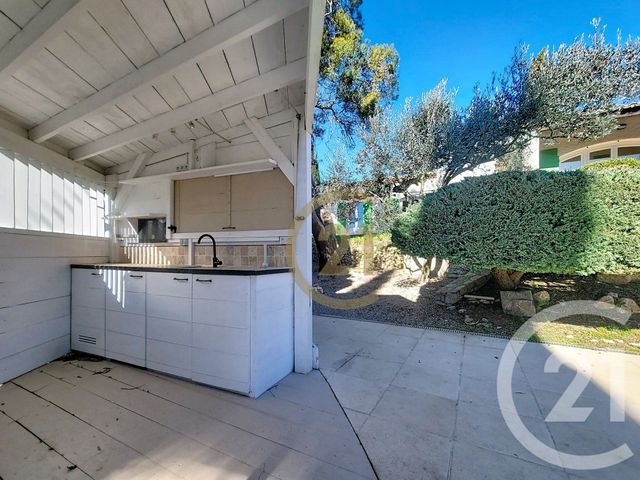 Maison &agrave; louer - 5 pi&egrave;ces - 102,65 m2 - Draguignan - 83 - PROVENCE-ALPES-COTE-D-AZUR