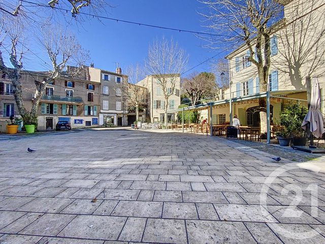 Appartement F2 &agrave; louer - 3 pi&egrave;ces - 41,55 m2 - Flayosc - 83 - PROVENCE-ALPES-COTE-D-AZUR