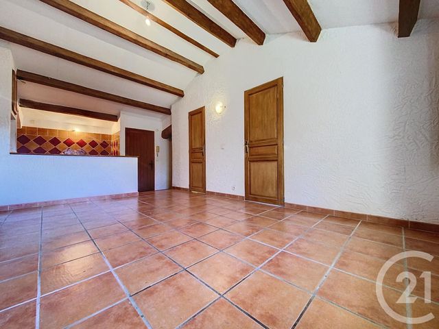 Appartement F2 &agrave; louer - 3 pi&egrave;ces - 41,55 m2 - Flayosc - 83 - PROVENCE-ALPES-COTE-D-AZUR