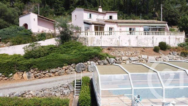 Maison &agrave; vendre - 8 pi&egrave;ces - 177,90 m2 - Draguignan - 83 - PROVENCE-ALPES-COTE-D-AZUR