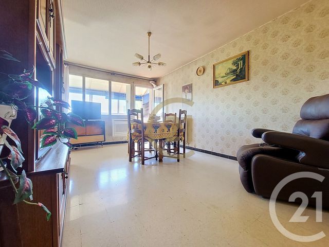Appartement F4 &agrave; vendre - 4 pi&egrave;ces - 65,43 m2 - Draguignan - 83 - PROVENCE-ALPES-COTE-D-AZUR