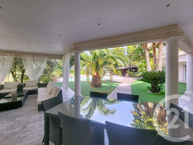 Maison à vendre - 7 pièces - 299,63 m2 - Draguignan - 83 - PROVENCE-ALPES-COTE-D-AZUR