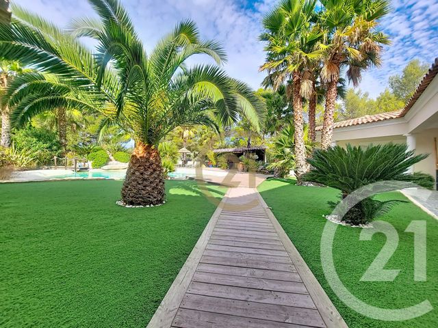 Maison à vendre - 7 pièces - 299,63 m2 - Draguignan - 83 - PROVENCE-ALPES-COTE-D-AZUR