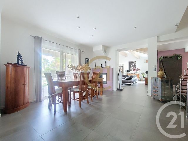 Maison à vendre - 7 pièces - 299,63 m2 - Draguignan - 83 - PROVENCE-ALPES-COTE-D-AZUR