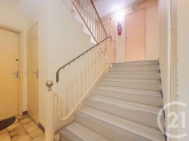 Appartement F2 &agrave; vendre - 2 pi&egrave;ces - 45,80 m2 - Draguignan - 83 - PROVENCE-ALPES-COTE-D-AZUR
