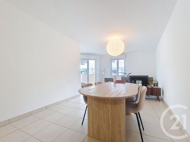 Appartement F2 &agrave; vendre - 2 pi&egrave;ces - 44,60 m2 - Draguignan - 83 - PROVENCE-ALPES-COTE-D-AZUR