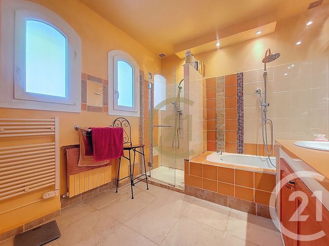 Maison &agrave; vendre - 6 pi&egrave;ces - 197 m2 - Draguignan - 83 - PROVENCE-ALPES-COTE-D-AZUR