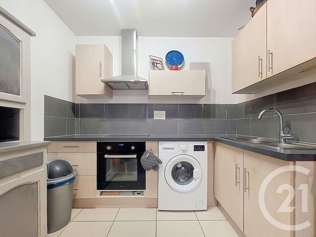 Appartement T2 &agrave; vendre - 2 pi&egrave;ces - 43,30 m2 - Draguignan - 83 - PROVENCE-ALPES-COTE-D-AZUR