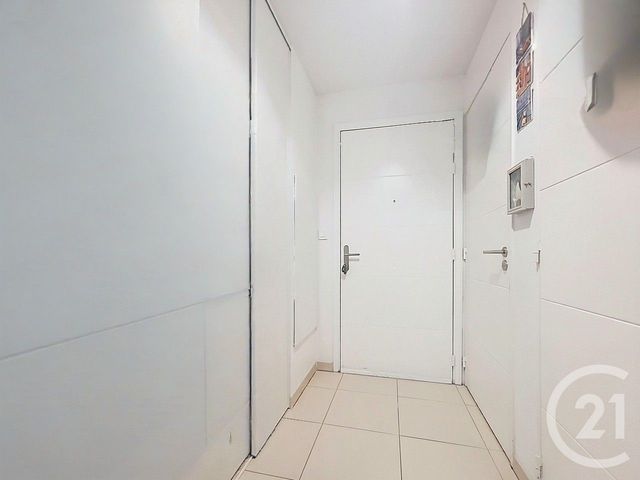 Appartement T2 &agrave; vendre - 2 pi&egrave;ces - 43,30 m2 - Draguignan - 83 - PROVENCE-ALPES-COTE-D-AZUR