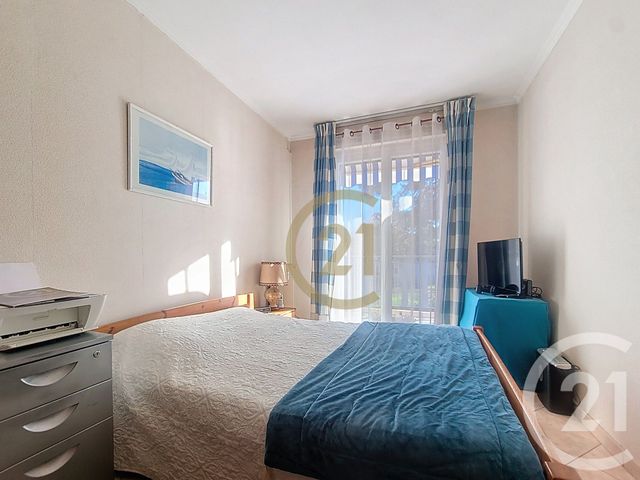 Appartement T3 à vendre - 3 pièces - 70,36 m2 - Draguignan - 83 - PROVENCE-ALPES-COTE-D-AZUR