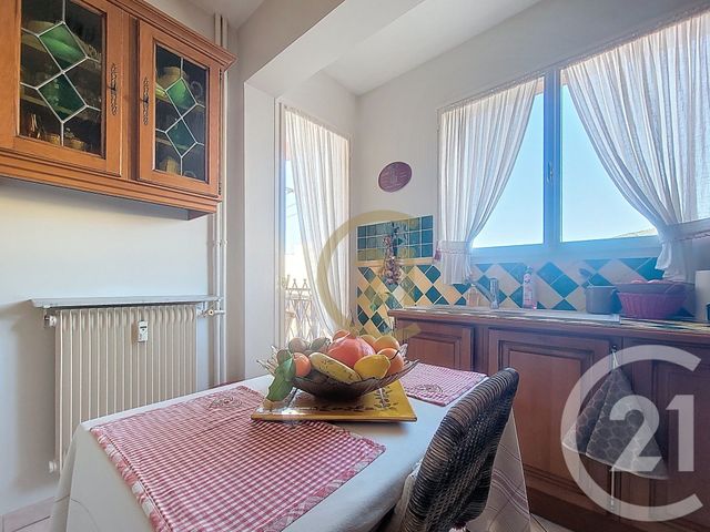 Appartement T3 à vendre - 3 pièces - 70,36 m2 - Draguignan - 83 - PROVENCE-ALPES-COTE-D-AZUR