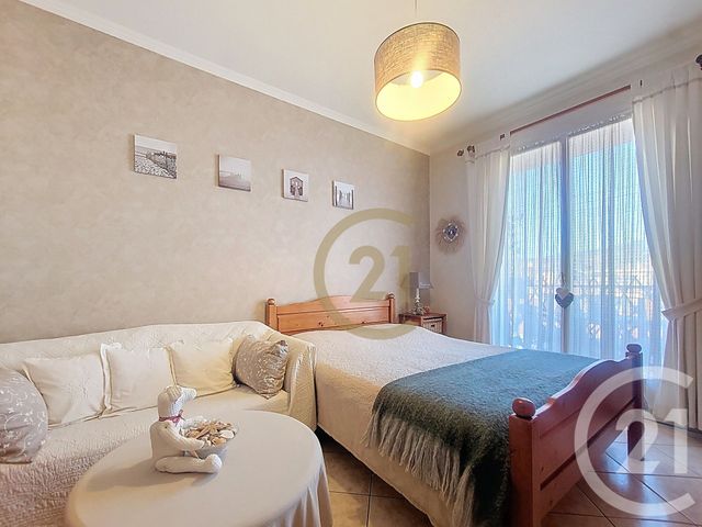 Appartement T3 à vendre - 3 pièces - 70,36 m2 - Draguignan - 83 - PROVENCE-ALPES-COTE-D-AZUR