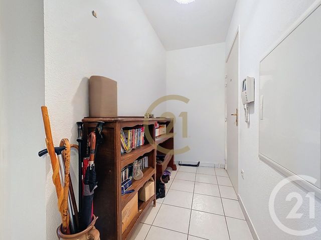 Appartement F3 &agrave; vendre - 3 pi&egrave;ces - 63,56 m2 - Le Luc - 83 - PROVENCE-ALPES-COTE-D-AZUR