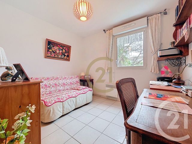 Appartement F3 &agrave; vendre - 3 pi&egrave;ces - 63,56 m2 - Le Luc - 83 - PROVENCE-ALPES-COTE-D-AZUR