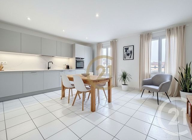 Appartement F3 &agrave; vendre - 3 pi&egrave;ces - 63,56 m2 - Le Luc - 83 - PROVENCE-ALPES-COTE-D-AZUR