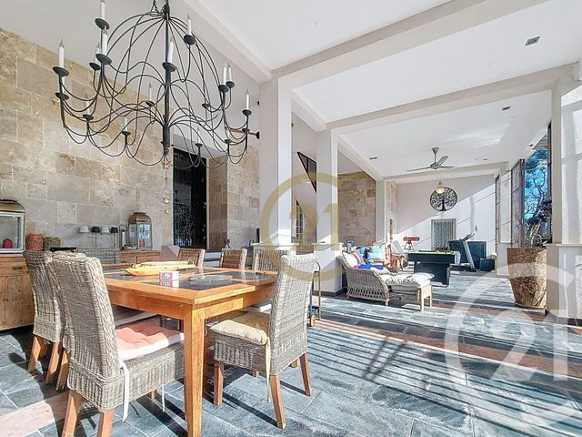 Maison &agrave; vendre - 5 pi&egrave;ces - 232,76 m2 - Flayosc - 83 - PROVENCE-ALPES-COTE-D-AZUR
