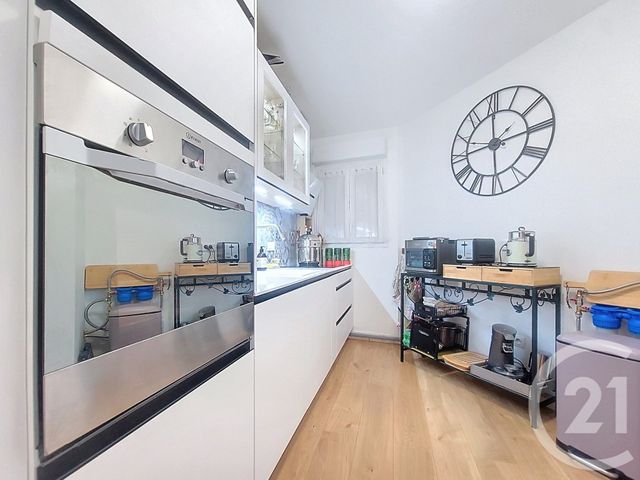 Appartement F4 &agrave; vendre - 4 pi&egrave;ces - 81,10 m2 - Draguignan - 83 - PROVENCE-ALPES-COTE-D-AZUR