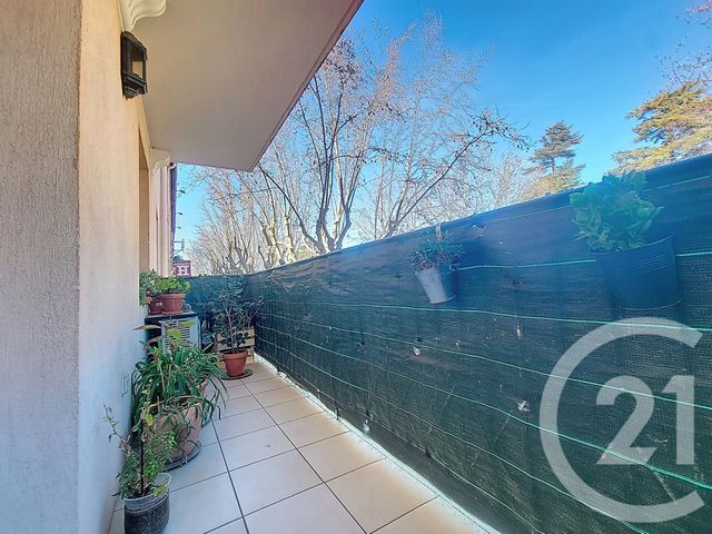 Appartement F4 &agrave; vendre - 4 pi&egrave;ces - 81,10 m2 - Draguignan - 83 - PROVENCE-ALPES-COTE-D-AZUR