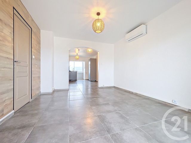 Appartement F4 &agrave; vendre - 4 pi&egrave;ces - 68,54 m2 - Draguignan - 83 - PROVENCE-ALPES-COTE-D-AZUR