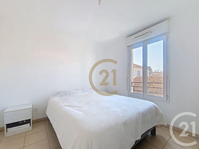 Appartement F2 &agrave; louer - 2 pi&egrave;ces - 38,80 m2 - Draguignan - 83 - PROVENCE-ALPES-COTE-D-AZUR