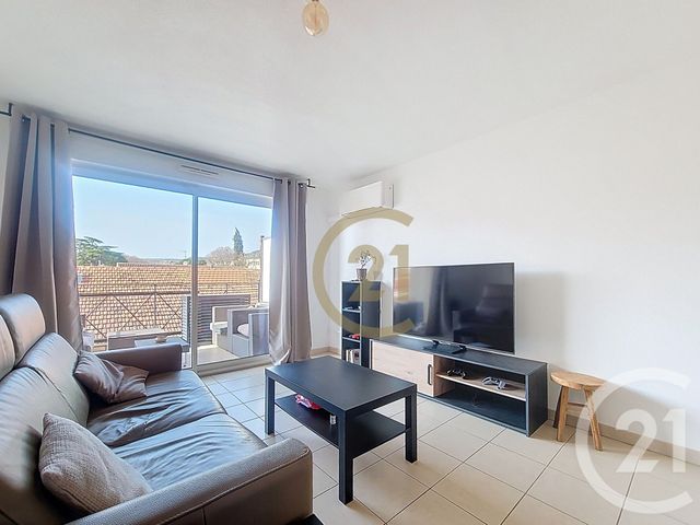 Appartement F2 &agrave; louer - 2 pi&egrave;ces - 38,80 m2 - Draguignan - 83 - PROVENCE-ALPES-COTE-D-AZUR