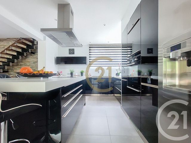 Maison &agrave; vendre - 7 pi&egrave;ces - 299,63 m2 - Draguignan - 83 - PROVENCE-ALPES-COTE-D-AZUR