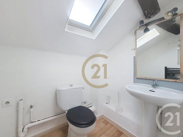 Appartement F2 &agrave; louer - 2 pi&egrave;ces - 41,98 m2 - Draguignan - 83 - PROVENCE-ALPES-COTE-D-AZUR