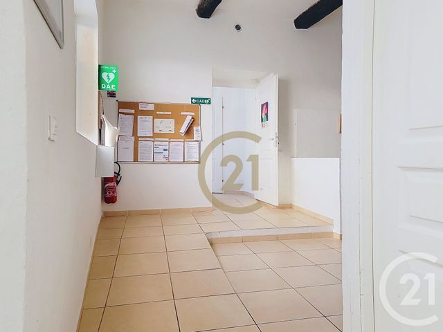Appartement Local &agrave; vendre - 2 pi&egrave;ces - 46,25 m2 - Draguignan - 83 - PROVENCE-ALPES-COTE-D-AZUR