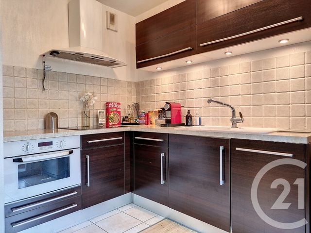 Appartement F2 &agrave; vendre - 2 pi&egrave;ces - 46,60 m2 - Draguignan - 83 - PROVENCE-ALPES-COTE-D-AZUR