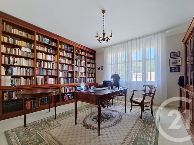 Maison &agrave; vendre - 7 pi&egrave;ces - 202,77 m2 - Draguignan - 83 - PROVENCE-ALPES-COTE-D-AZUR