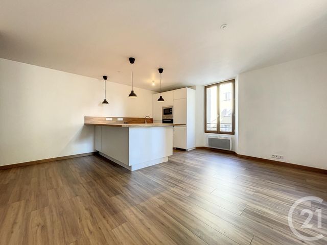 Appartement F3 à vendre - 3 pièces - 62,62 m2 - Draguignan - 83 - PROVENCE-ALPES-COTE-D-AZUR