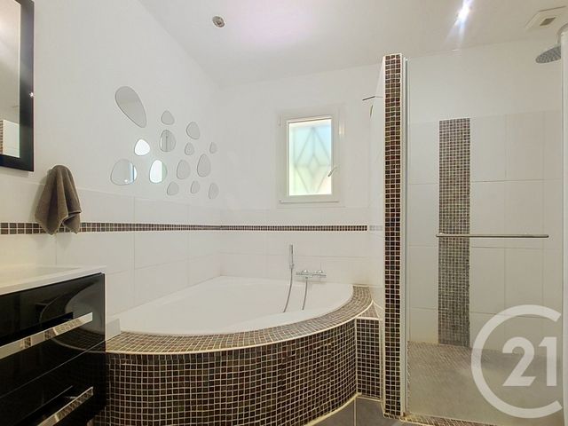 Maison &agrave; vendre - 6 pi&egrave;ces - 128 m2 - Draguignan - 83 - PROVENCE-ALPES-COTE-D-AZUR