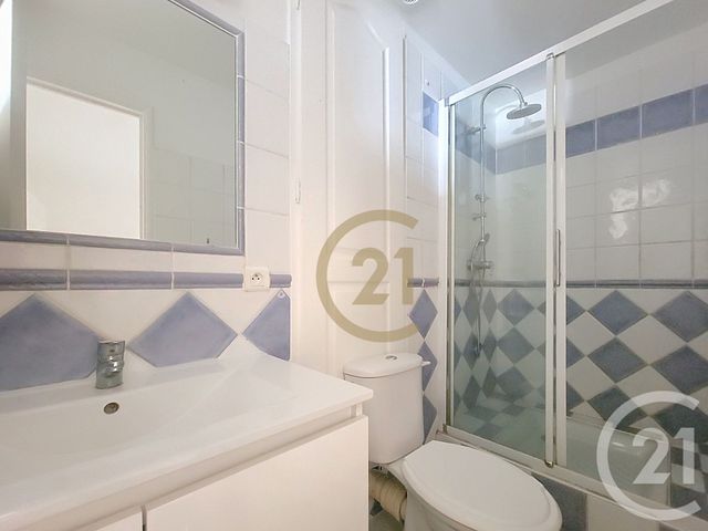 Appartement F2 &agrave; louer - 2 pi&egrave;ces - 37,15 m2 - Draguignan - 83 - PROVENCE-ALPES-COTE-D-AZUR