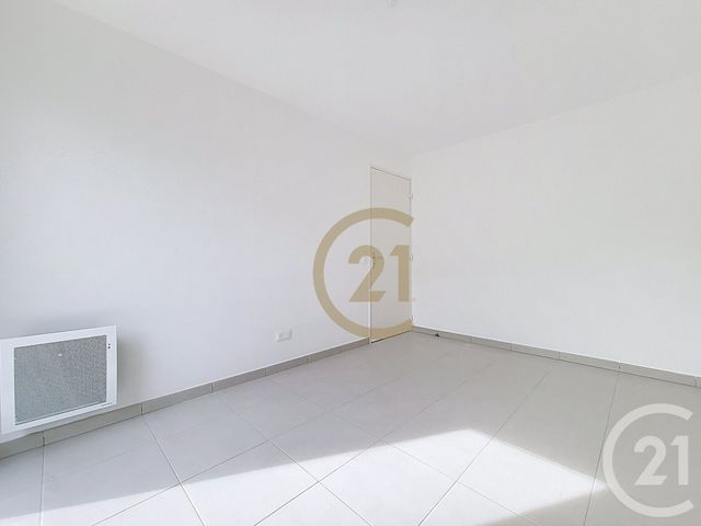Appartement &agrave; louer - 2 pi&egrave;ces - 40,56 m2 - Draguignan - 83 - PROVENCE-ALPES-COTE-D-AZUR